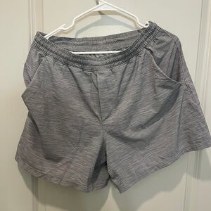 Lululemon 5” pace breaker shorts